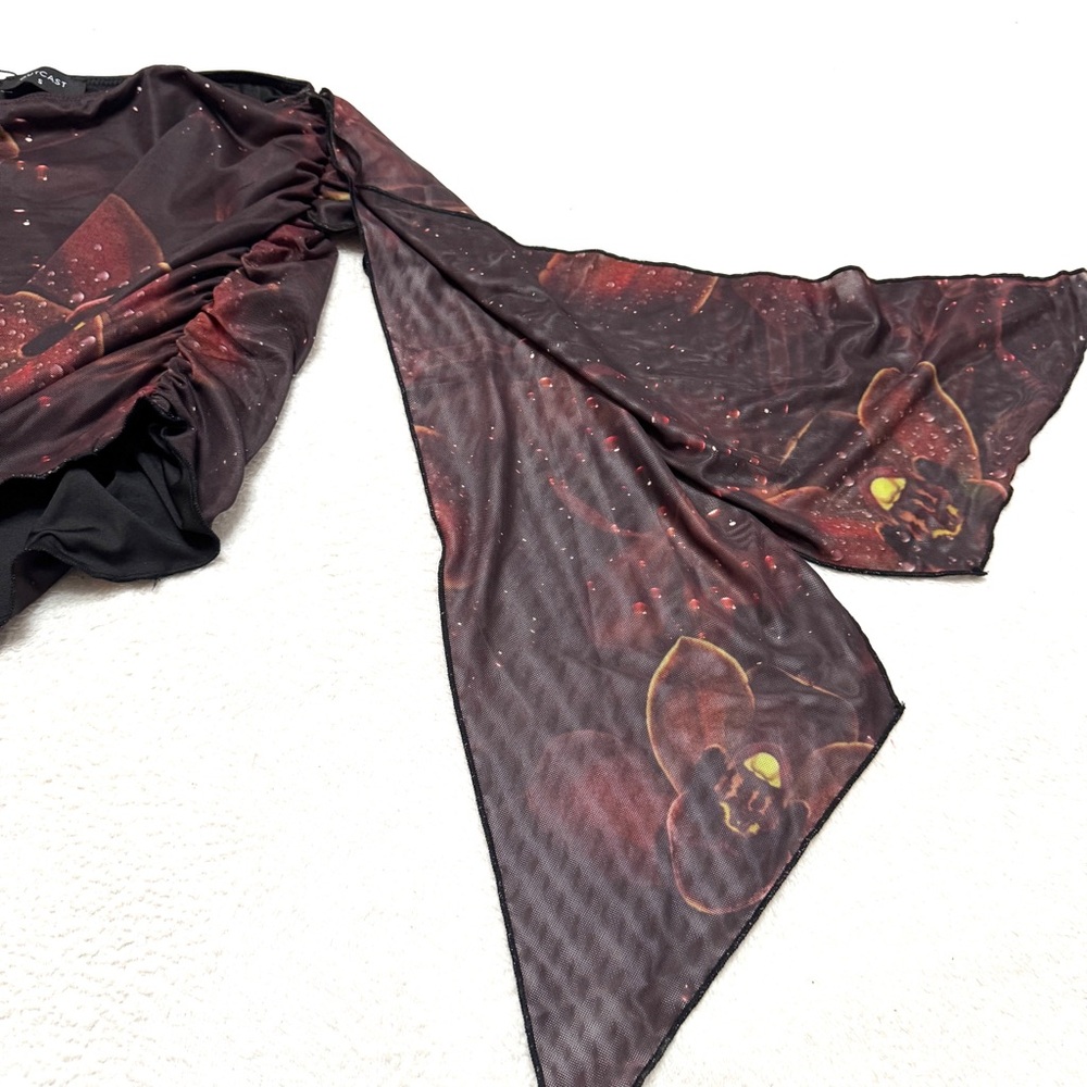 OUTCAST sz S ELIZA MINI SKIRT MUSE NWT planets space print - Picture 8 of 8